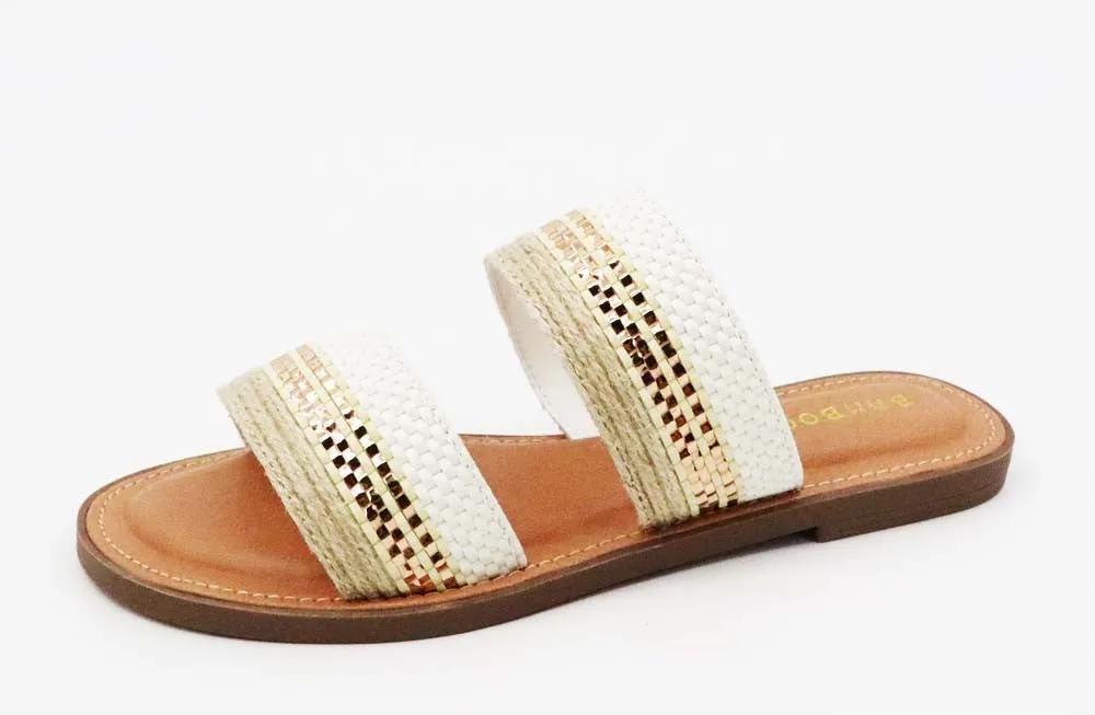 Avery Sandal