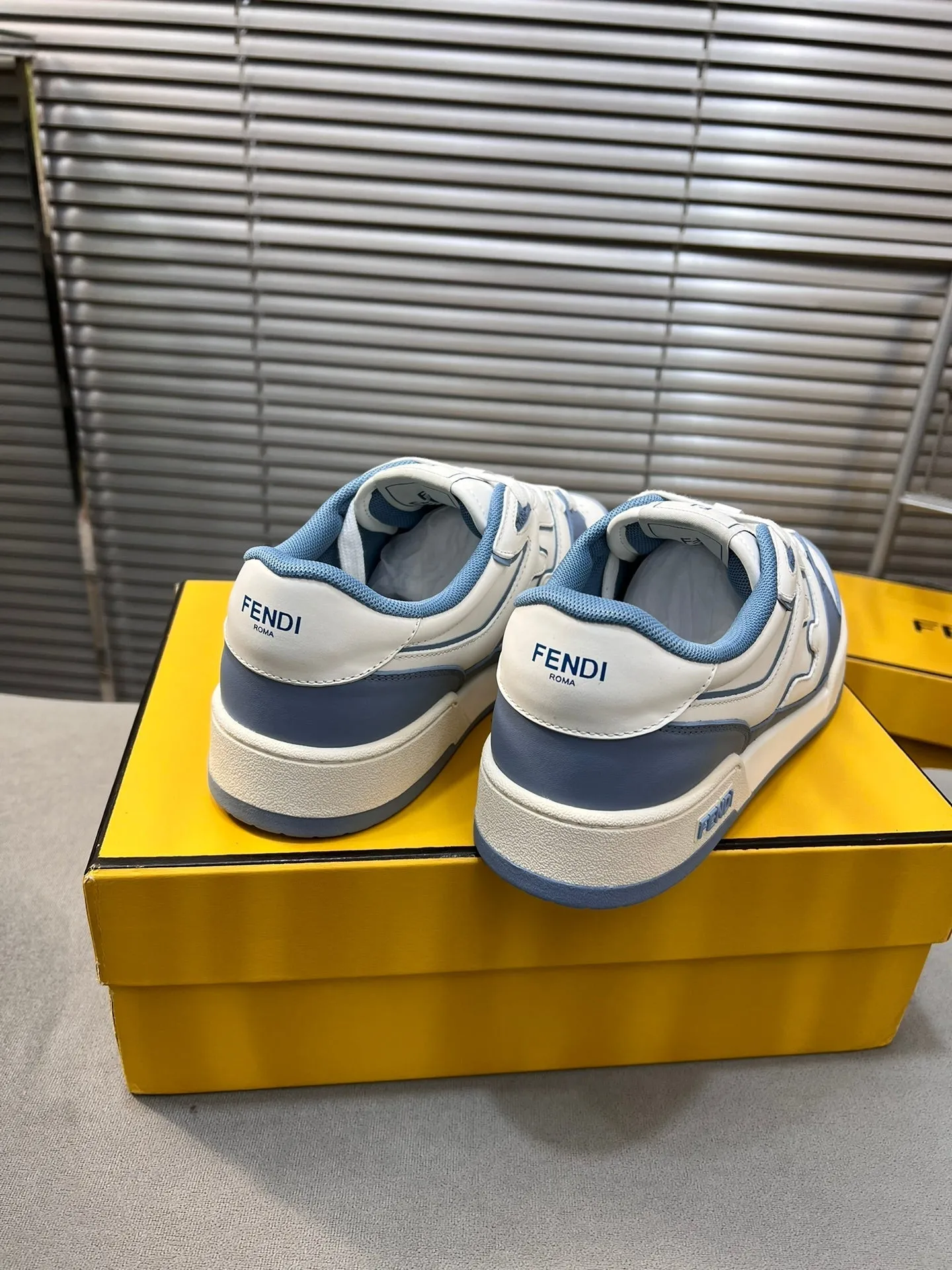 BLUE FENDI MIX IN FENDI LOW MATCH MESH All-in-one Final hours CALFSKIN CERULEAN TOPS AND WHITE