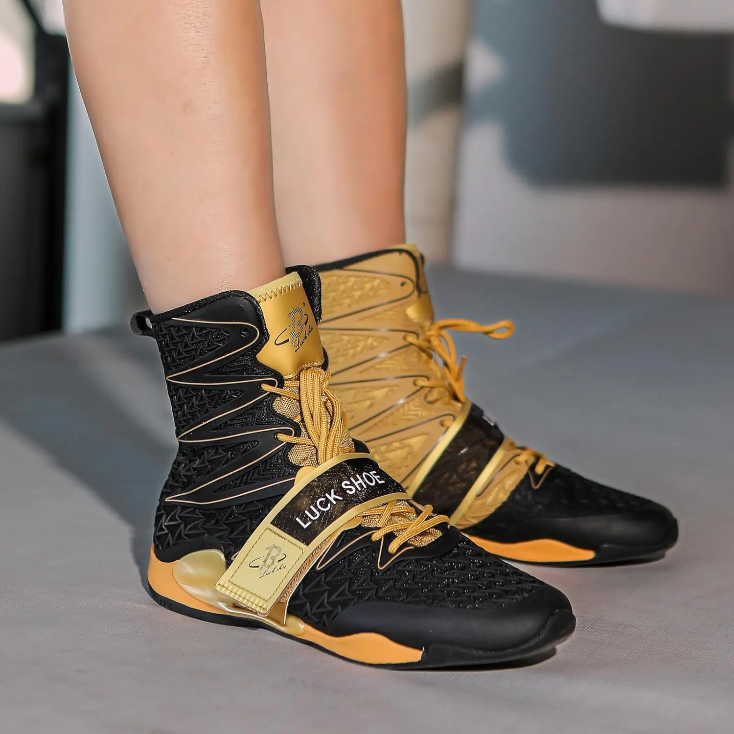 Boxing Shoes for Men High Top Gym Shoes Fighting Sports Training Footwear LS308