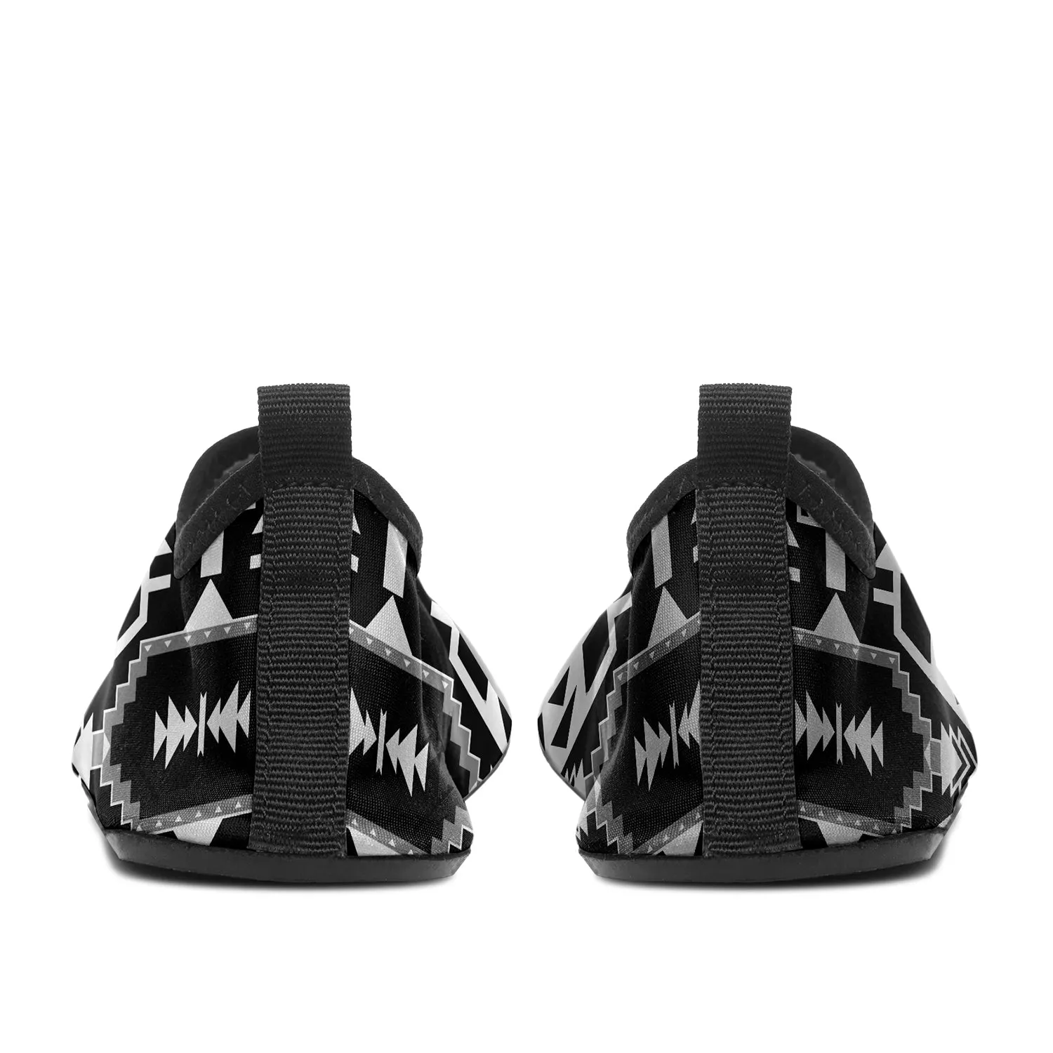 Chiefs Mountain Black and White Sockamoccs