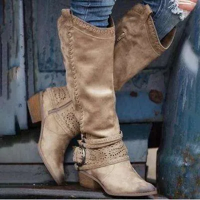 Comfortable and versatile orthopedic Boots