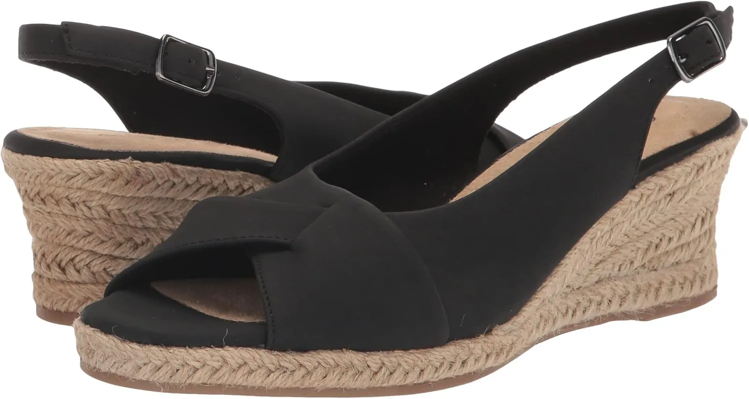 Easy Street Women's Devlin Sandal