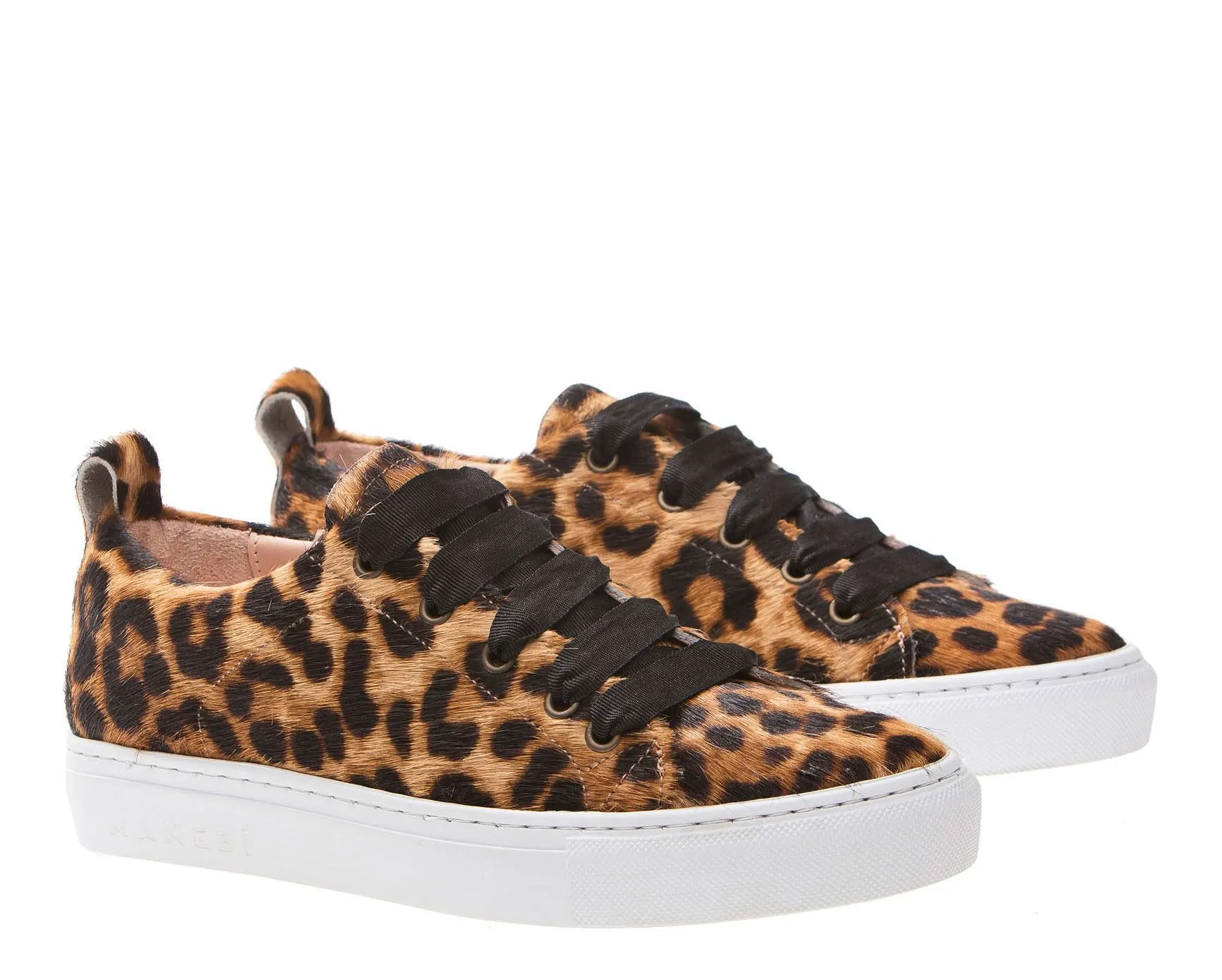 Flat Dakota - Efficient Leo Sneakers - Local delivery