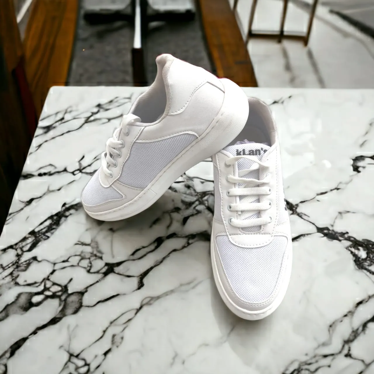 Klan's Sole Soft Sneaker- white