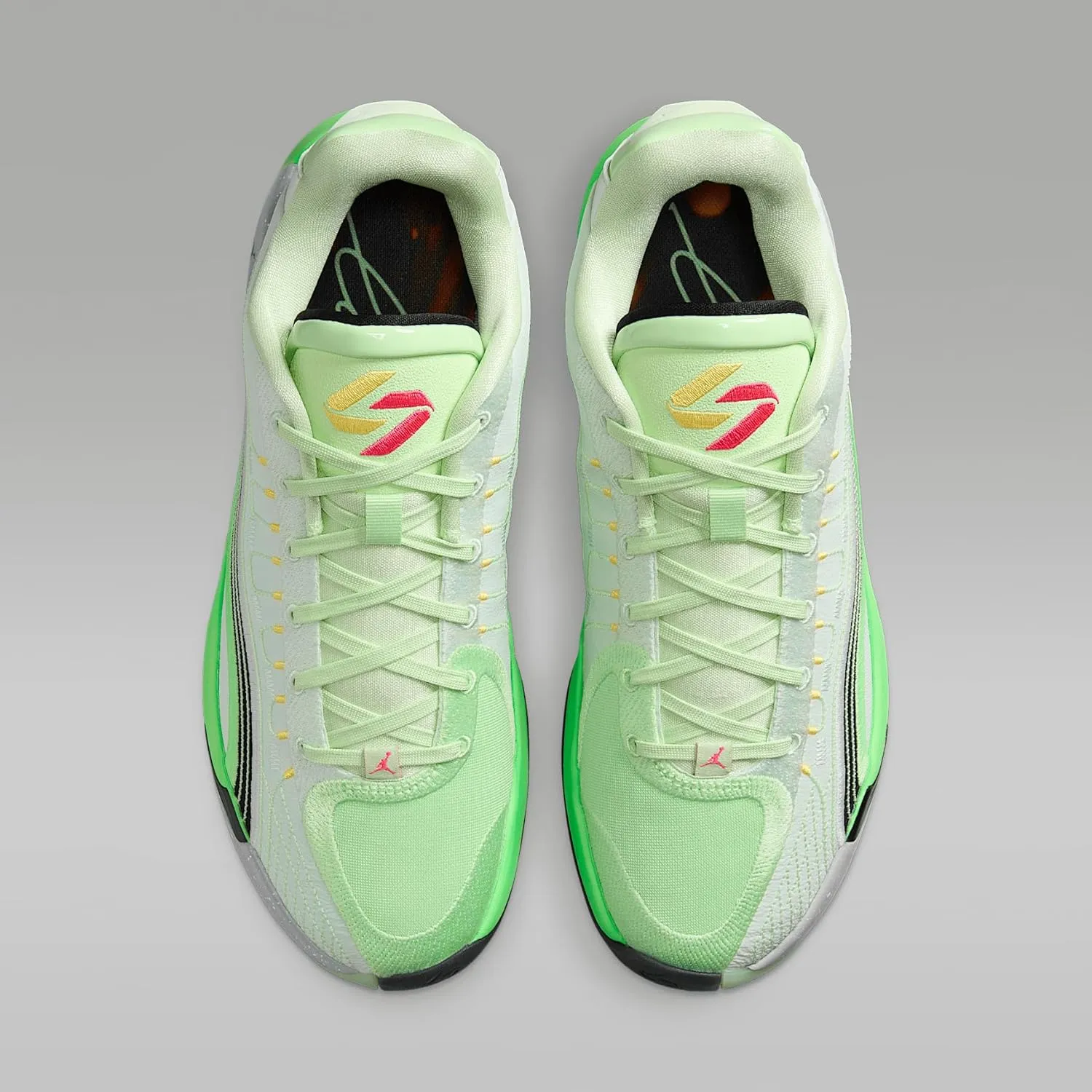 Luka 4 "Space Navigator Basketball Shoes (HF0823-300, Barely Green/Vapor Green/Metallic Silver/Black)