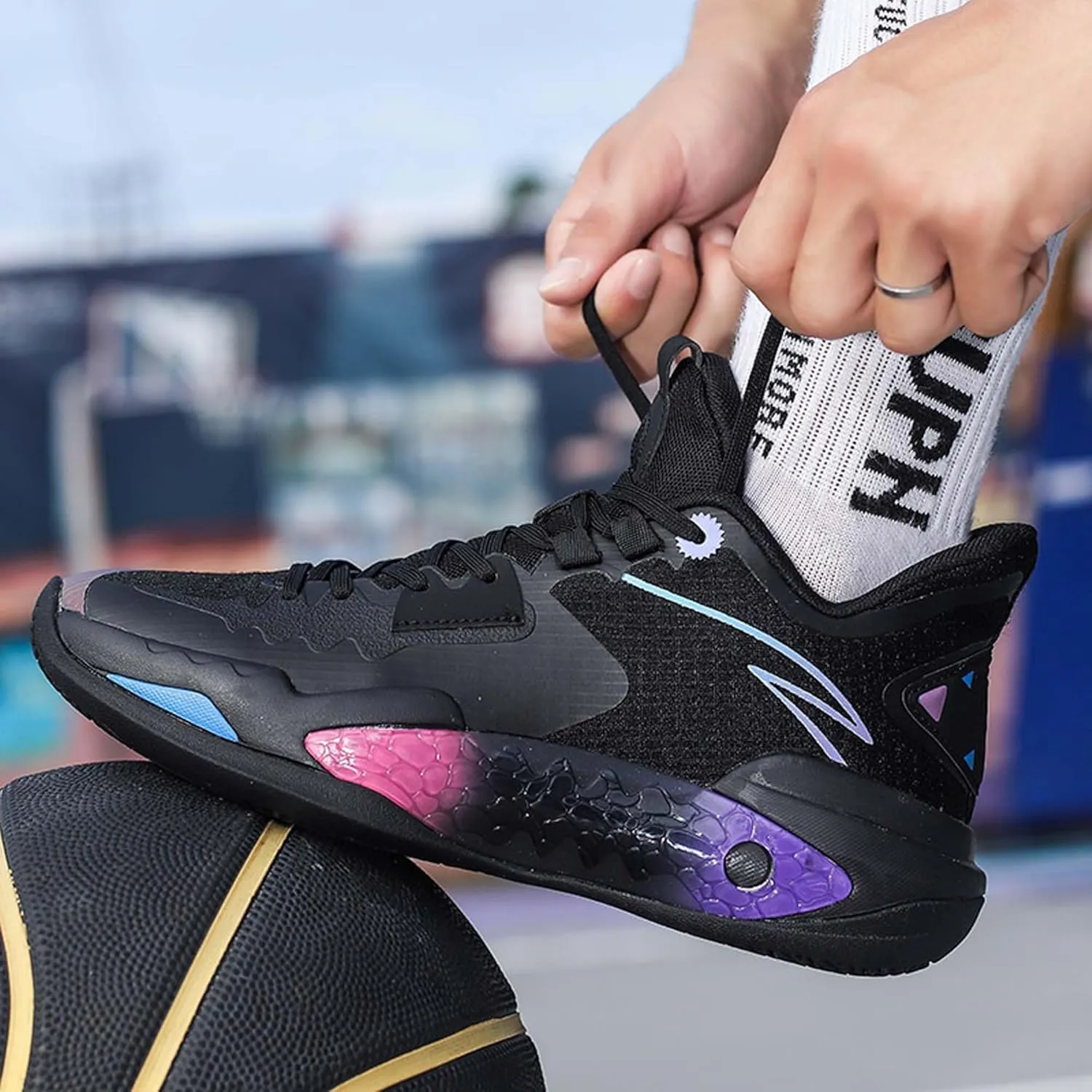 Men's Basketball Shoes Outdoor Running Shoes Breathable Anti-Slip Rebound Fitness Shoes Classic Sneakers