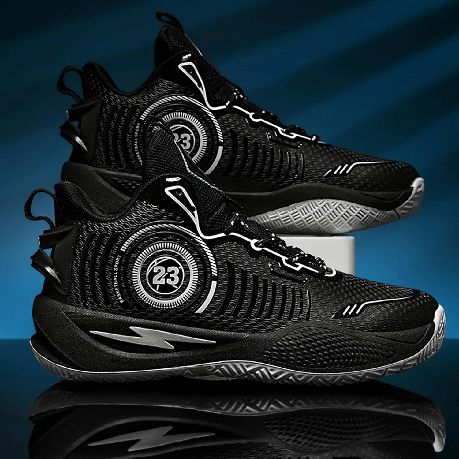 Men's High-Top Basketball ShoesWear-Resistant and Anti-Slip Soles Running Shoes Graffiti Design Fashionable Sports Shoes