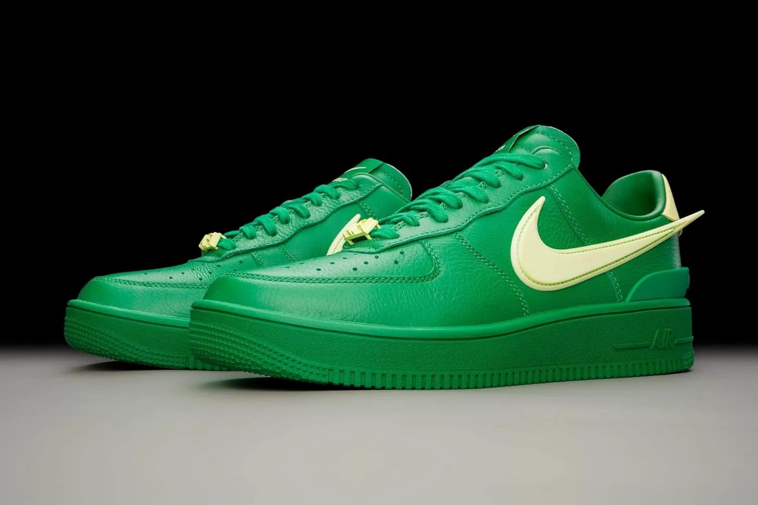 Nike Men's Air Force 1 React Basketball Shoe