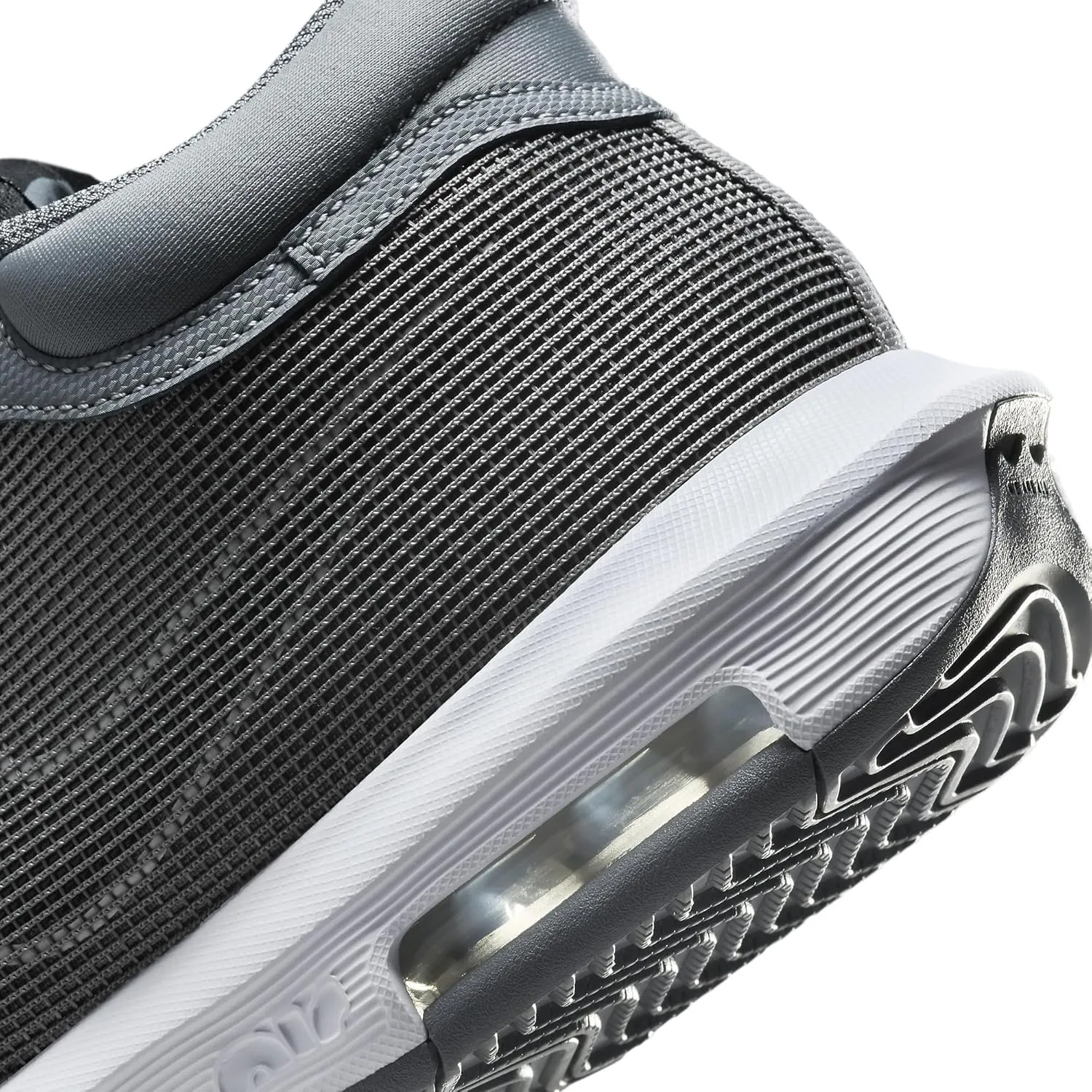 Nike Men's Basketball Shoe