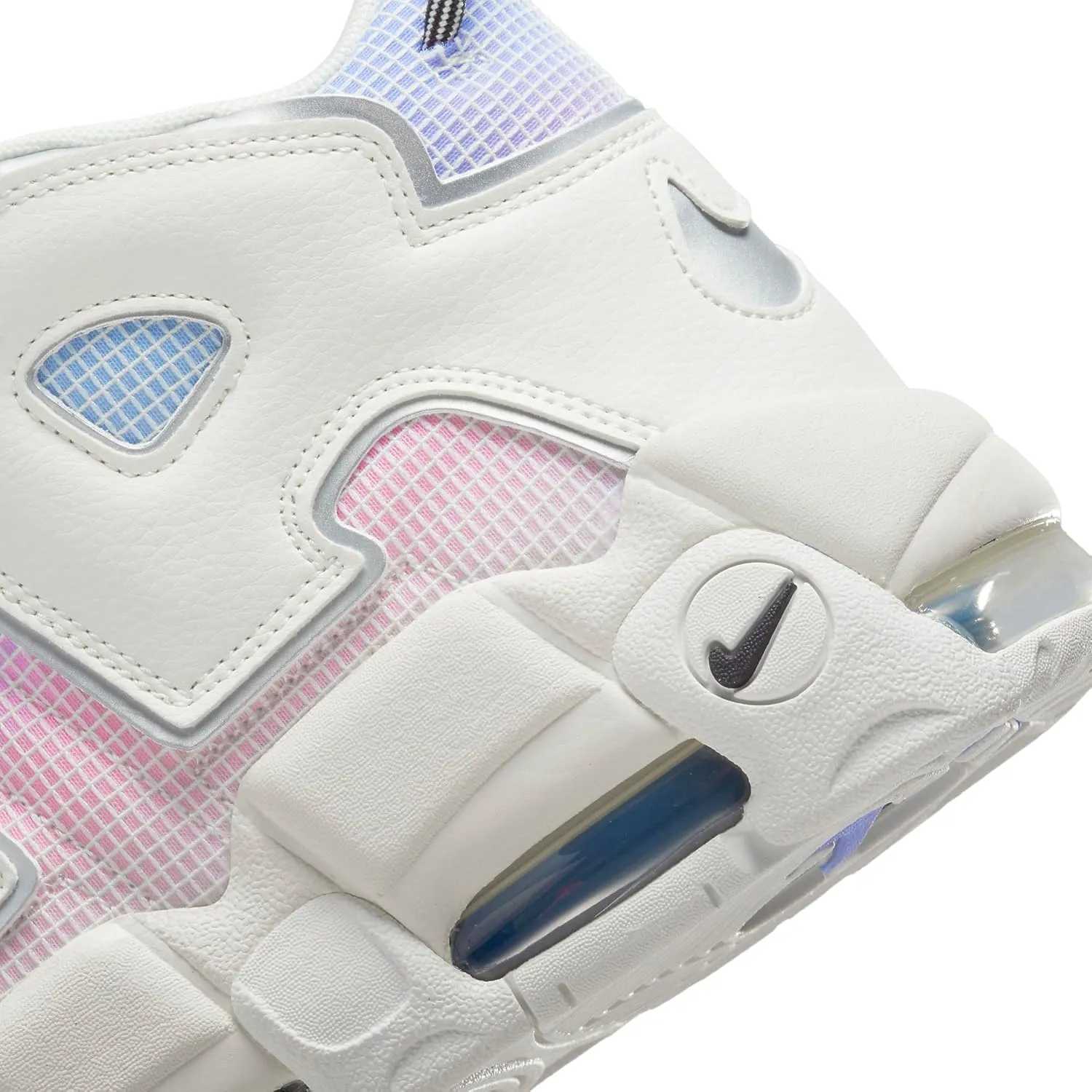 Nike Men's Basketball Shoe