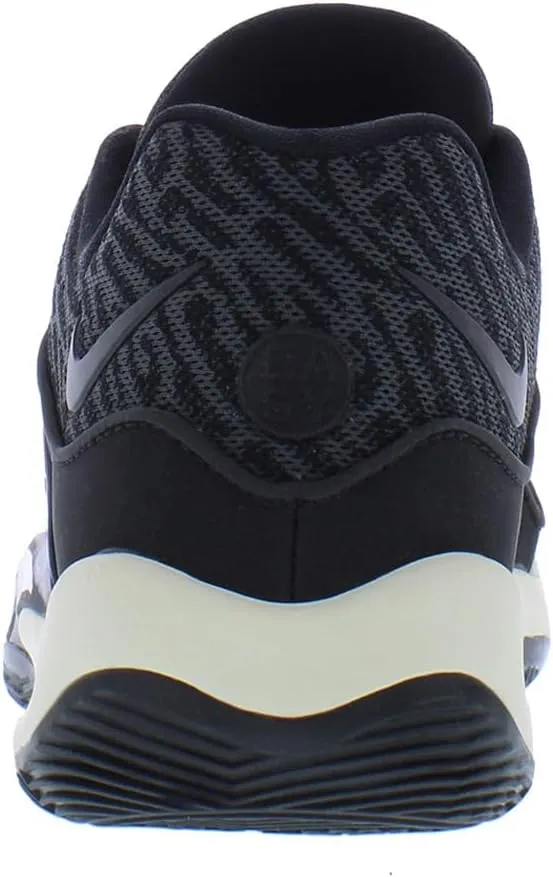 NIKE Men's Basketball Shoe
