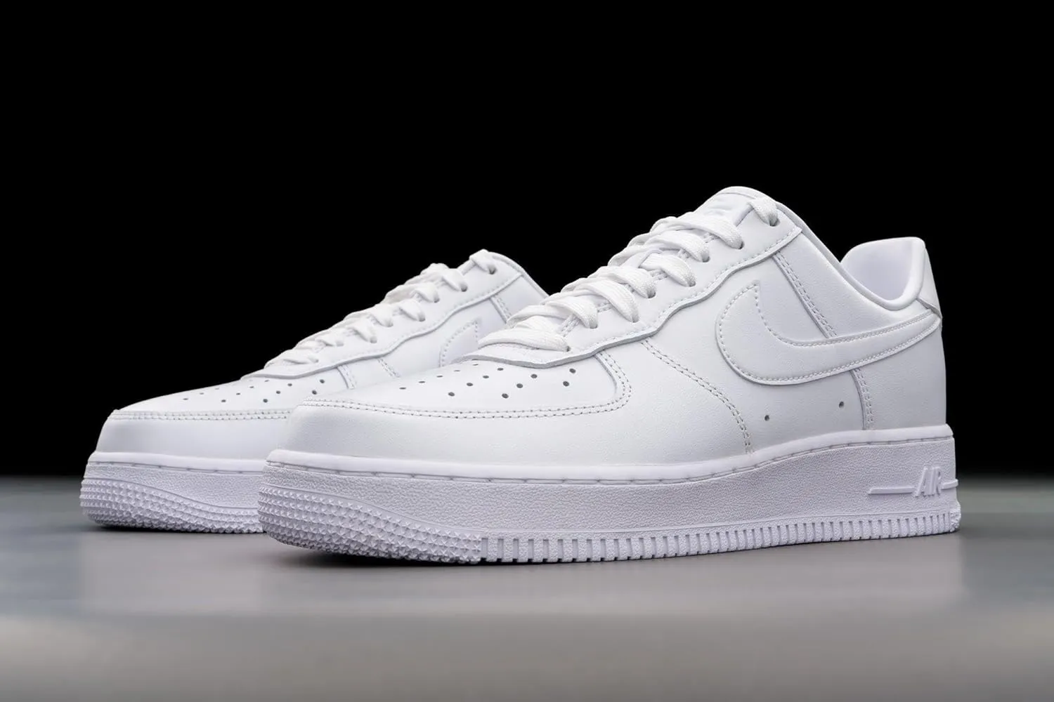Nike Men's Basketball Shoe