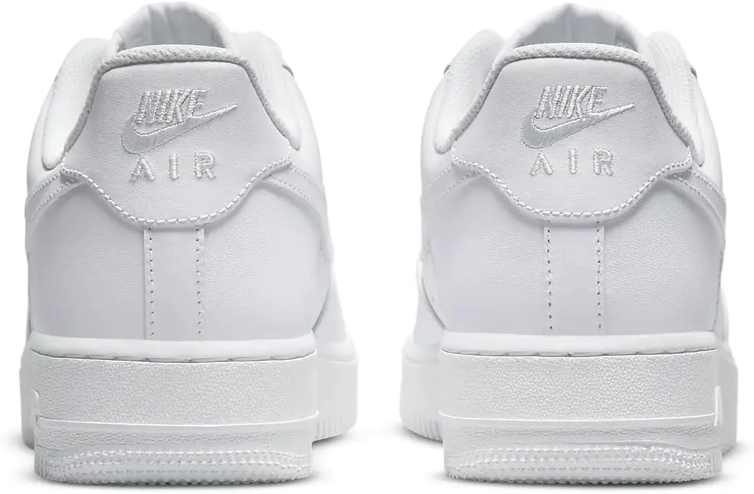 Nike Men's Basketball Shoe
