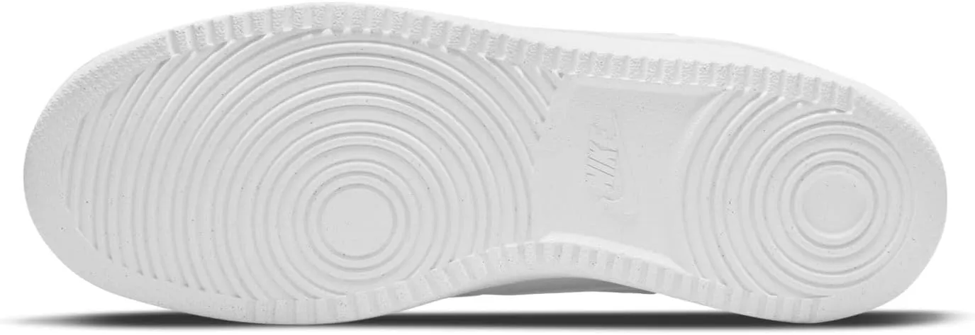 NIKE Men's Basketball Shoe