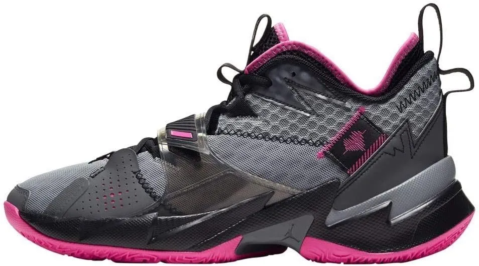 NIKE Men's Basketball Shoe