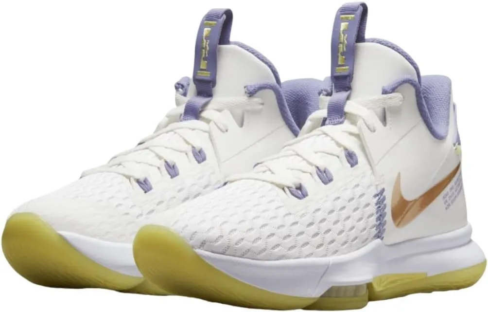 Nike Men's Basketball Shoe