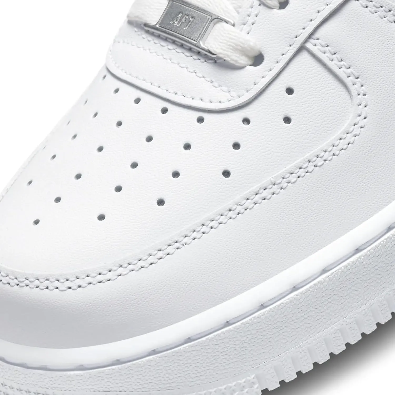 Nike Men's Basketball Shoe