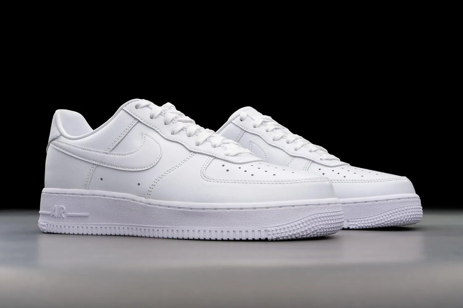 Nike Men's Basketball Shoe