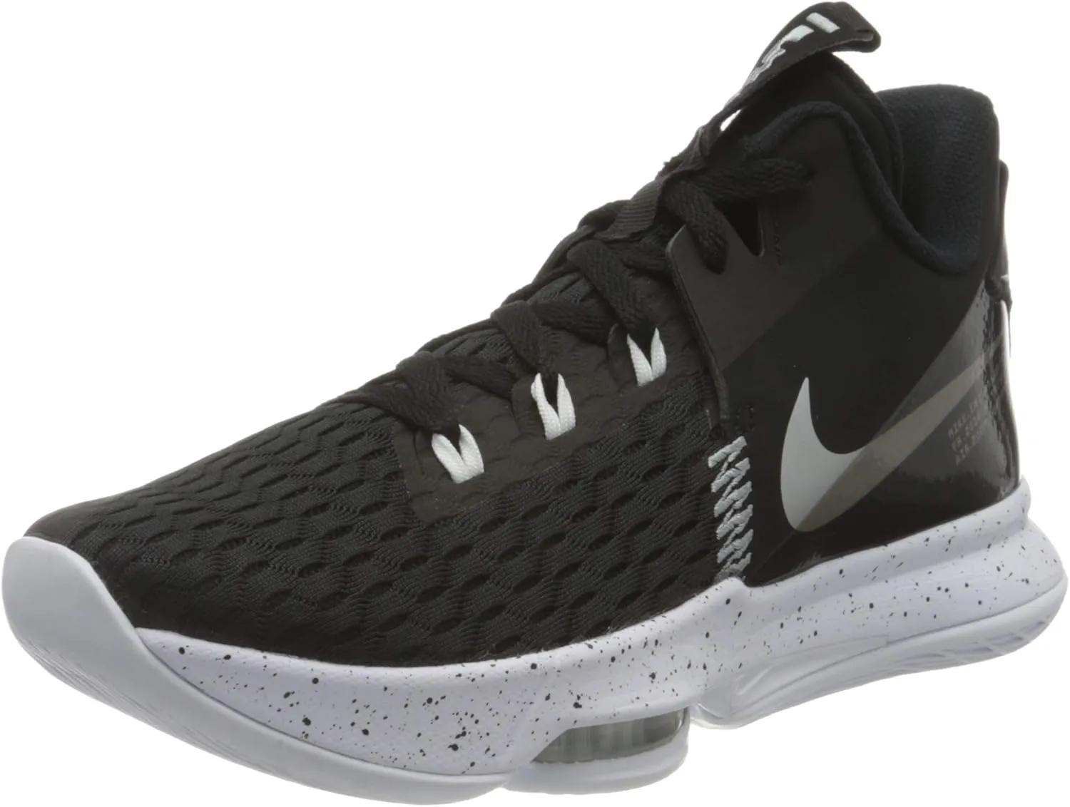 Nike Men's Basketball Shoe