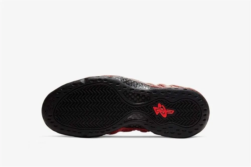Nike Men's Basketball Shoe