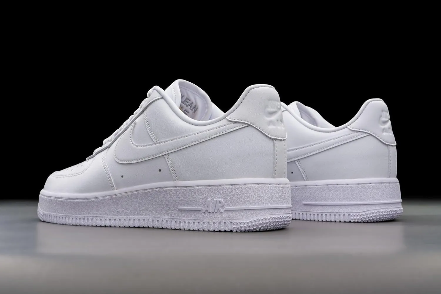 Nike Men's Basketball Shoe