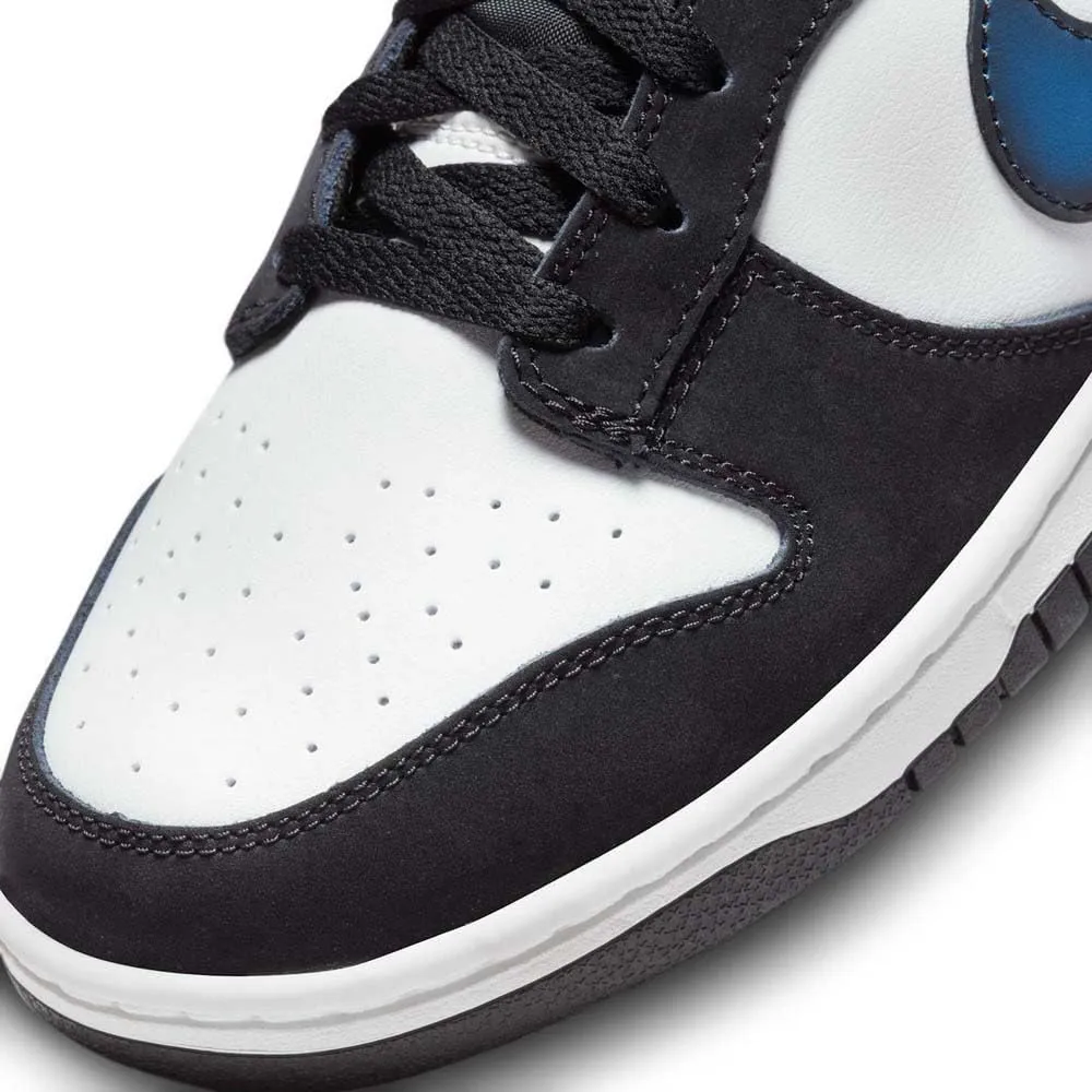 Nike Women's Basketball Shoe