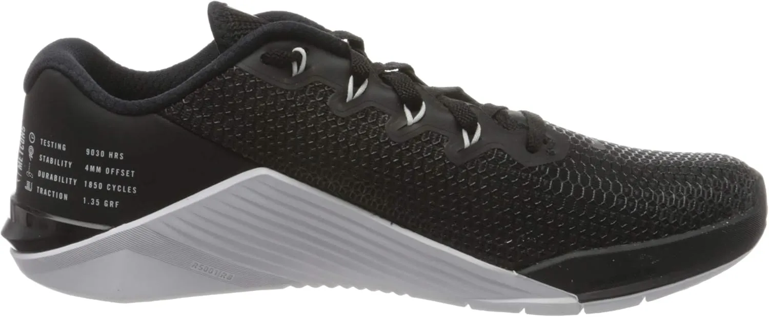 Nike Women's Metcon 5 Training Shoe