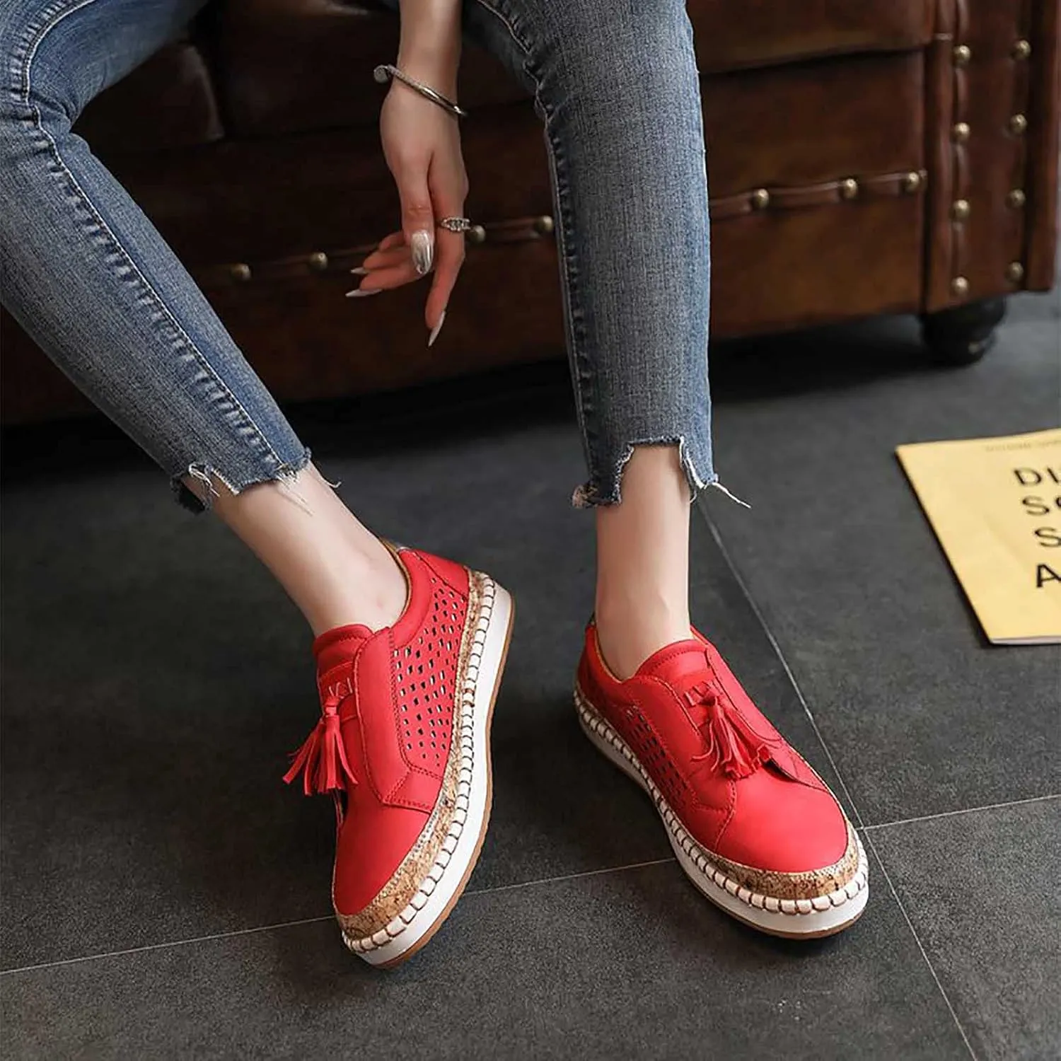 oiangi Women Sandals Platform Outdoor Mesh Hollow Closed Toe Beach Sandals Comfortable Casual Thick Bottom Tassel Buckle Sandals Loafers