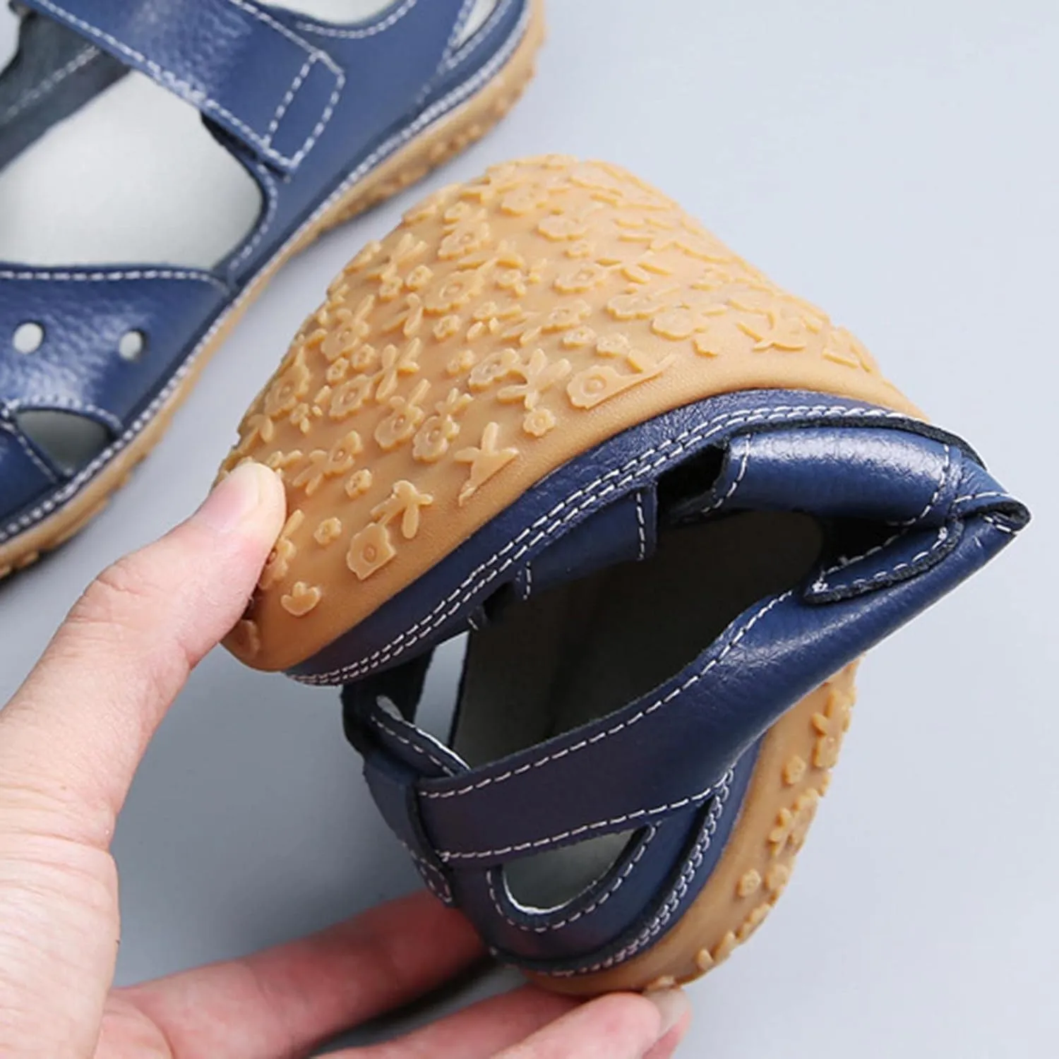 oiangi Womens Sandals Comfortable Wedge Sandals Summer Casual Hollow Hole Closed Toe Hook and Loop Sandals Lightweight Outdoor Non-Slip Ladies Shoes