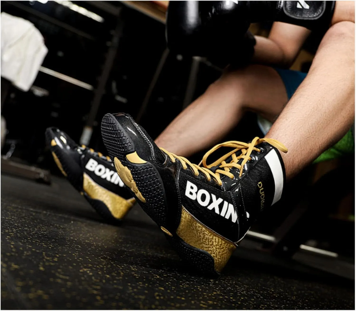 Professional Boxing Shoes Men's and Women's Breathable Wrestling Shoes Training Shoe for Adult Non Slip Fitness Sneakers