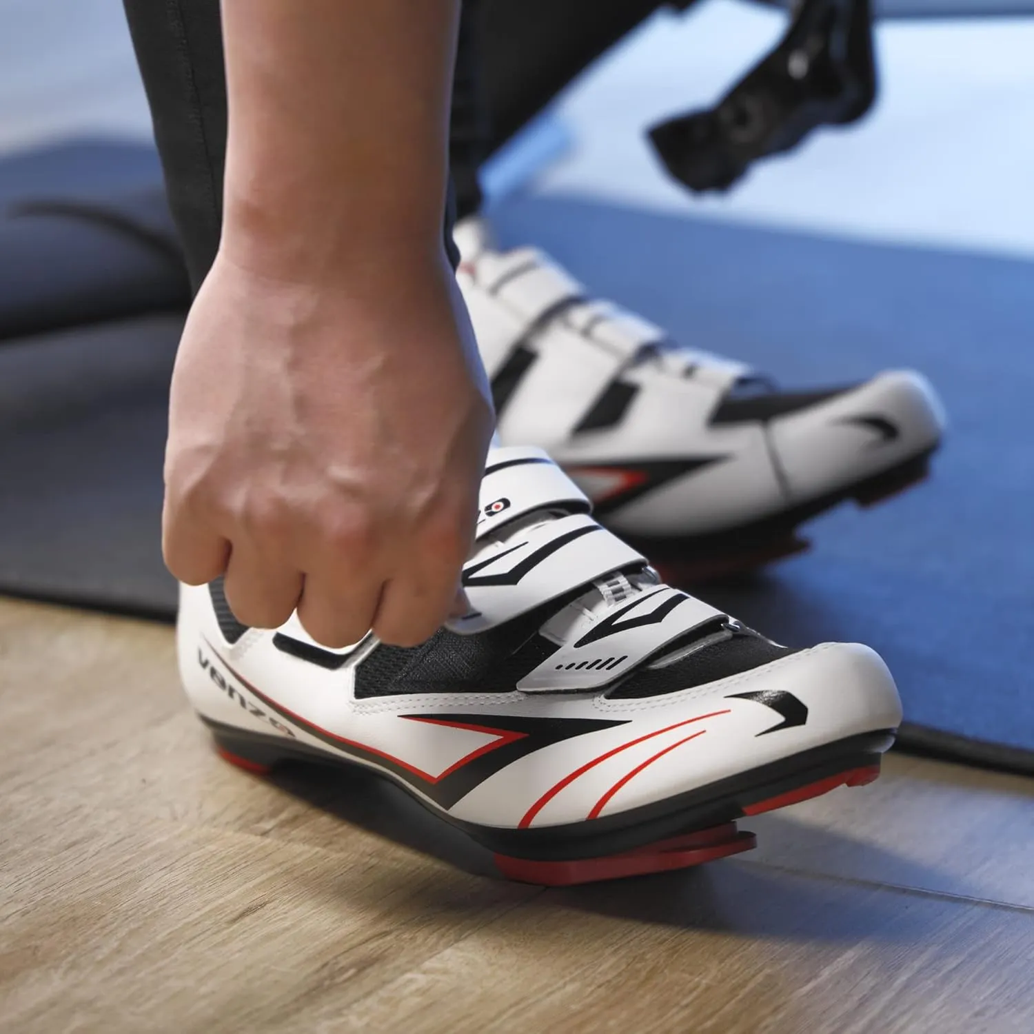 Venzo Men's Modern