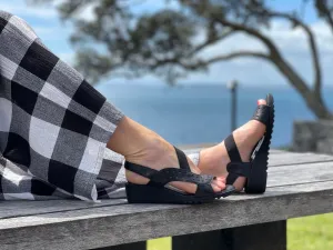 Via Nova Iconic available in 6 colours
