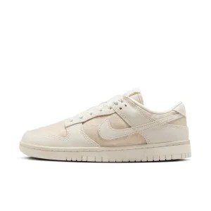 W Nike Dunk Low
