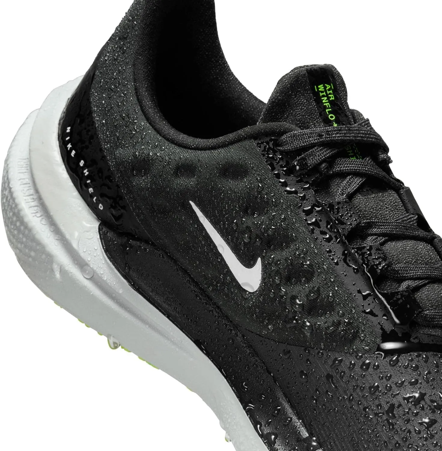 Women's Air Winflo 9 Shield Sneaker