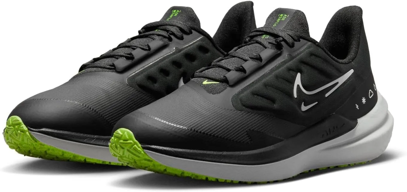 Women's Air Winflo 9 Shield Sneaker